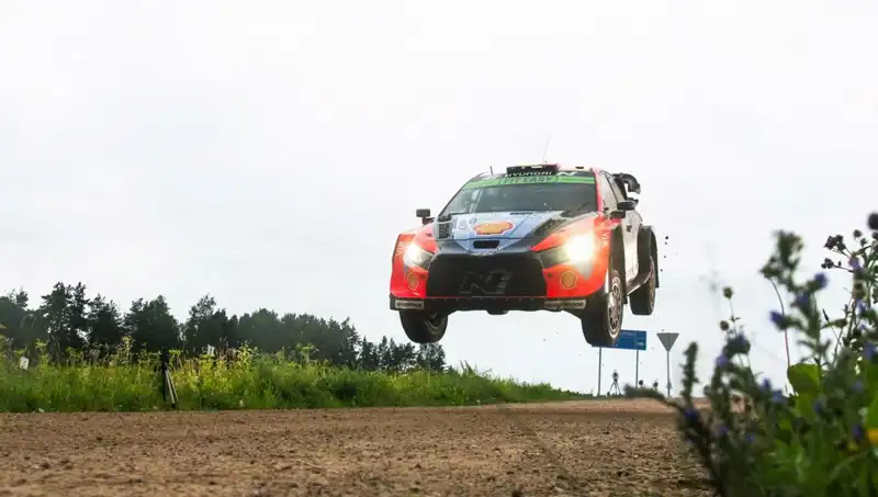 Otomobil Rallisinde Yaşanan Facia: Seyirci Ölümü İle Şok Oldu