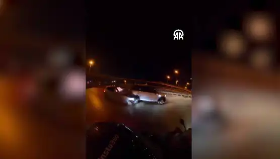 Kadıköy'de Yaşanan Trafik Kazası Kask Kamerasında Görüntülendi!