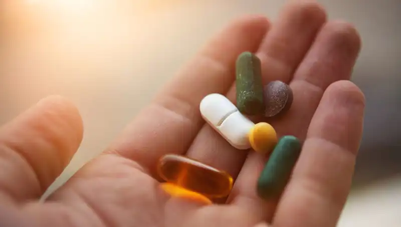 ABD'li Doktorun Uyardığı 3 Vitamin Takviyesi: Sağlığınızı Tehdit Ediyor!