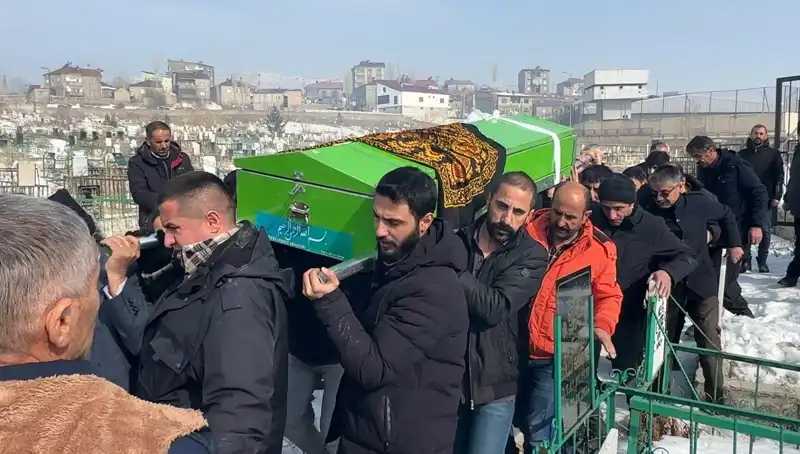 Elektrik Akımına Kapılan Genç Kızın Tüyler Ürperten Hikayesi