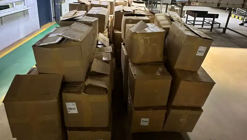 Kargo Şirketinin Depolarında Dev Kaçak Tütün Operasyonu: Detaylar Ortaya Çıktı!