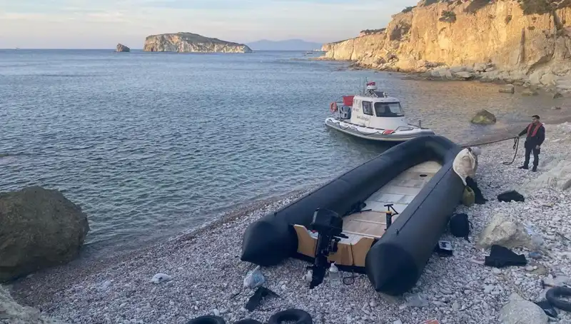 İzmir’de Düzensiz Göçmen Operasyonu: 38 Kişi Yakalandı!