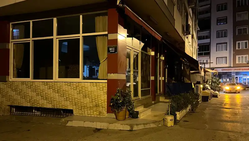 İzmir'de Kahvehaneye Yapılan Silahlı Saldırı: Bir Kişi Hayatını Kaybetti