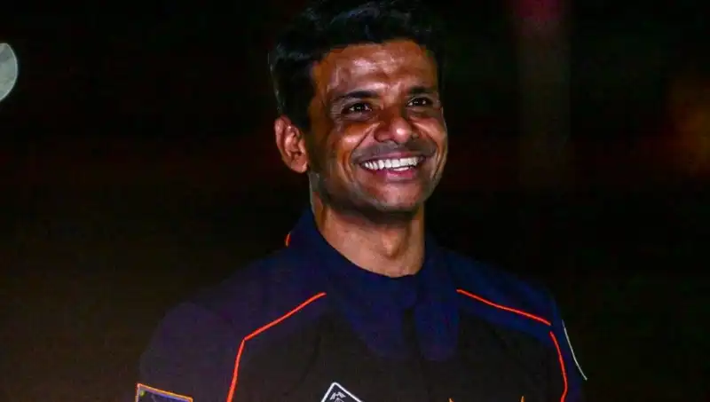 Hindistan 41 Yıl Sonra Uzaya İlk Astronautunu Gönderdi: Tarihi An!