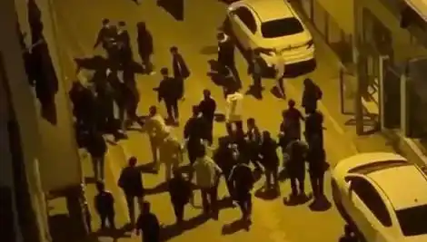 Esenyurt’ta Sopalı Kavga: Gençler Arasında Neden Bu Kargaşa Yaşandı?