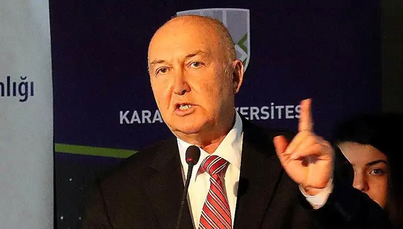Prof. Dr. Övgün Ahmet Ercan Neden Beyin Kanaması Tehlikesi Geçirdi?
