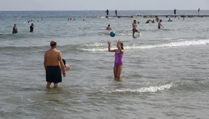 Sıcak Hava Dalgası: Bu Yaz Deniz Keyfi Erken Başladı!