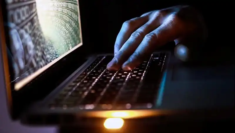Ev Sahibi Kiracısını Şaşırttı: Flört Uygulamasında Tuzak mı Var?