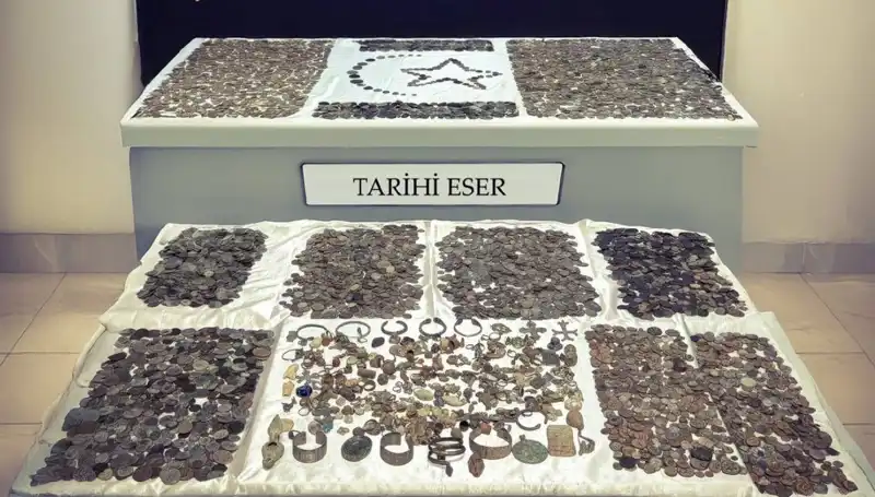 Sınırda Yakalanan 12 Bin 770 Tarihi Eserin Gizemi Ortaya Çıkıyor!