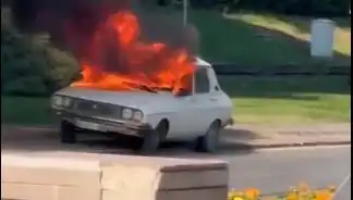 Meclis Önünde Beyaz Toros Yangını: ÖTV İndirimi Protestosunda Yükselen Tansiyon!