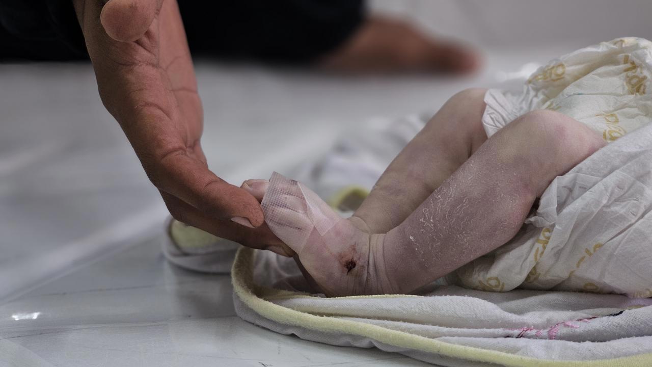 Gazze'de Çadırlarda Nöbetçi Aileler