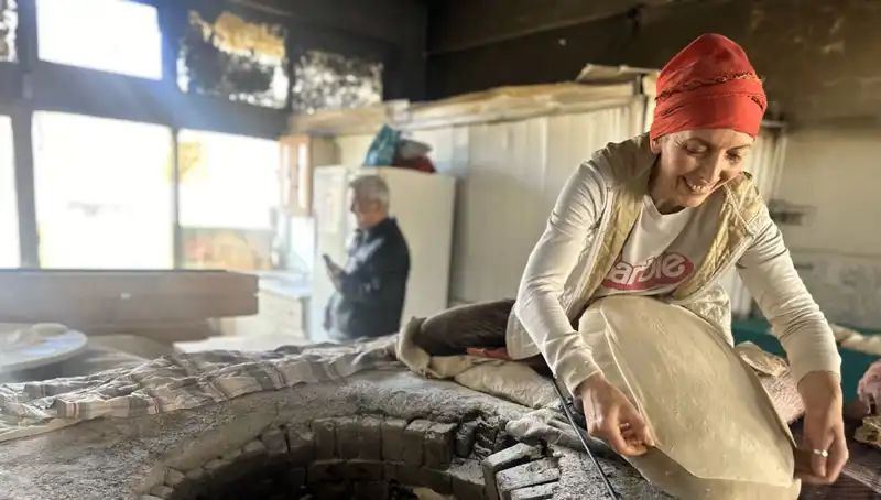Dağ Köyünden Çıkıp Kendi İşinin Patronu Olan Genç Kadın