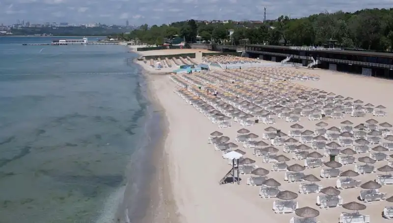 İstanbul Plajlarında 2025 Giriş Ücretleri Açıklandı: Sarıyer, Florya ve Adalar'da Neler Oluyor?