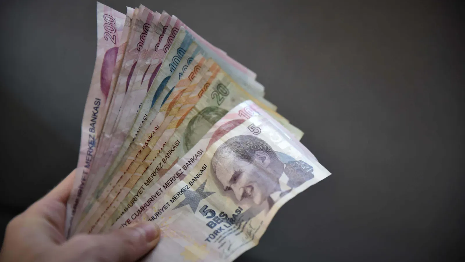 Bankalar Faiz Oranlarını Güncelledi: 500 Bin TL’nin 1 Aylık Getirisi Hesaplandı