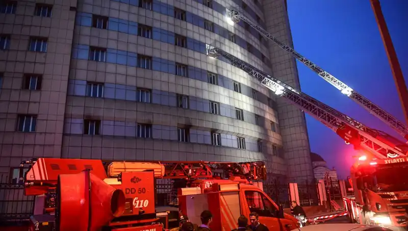Yüksek Katlı Binalarda Yaşayanlar İçin Hayati Uyarı: İtfaiyeciler Tehlikeleri Açıkladı