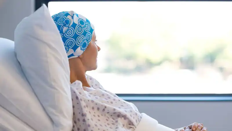 25 Yaşında Bağırsağındaki Kanseri Tesadüfen Öğrendi! Şok Edici Hikaye