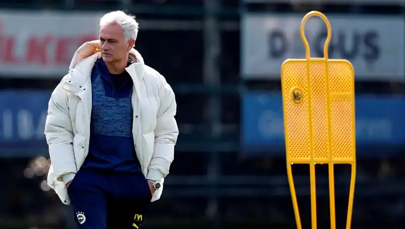Mourinho’nun Bir Numara Stratejisi: Futbol Dünyasını Şaşırtan Yöntemler!
