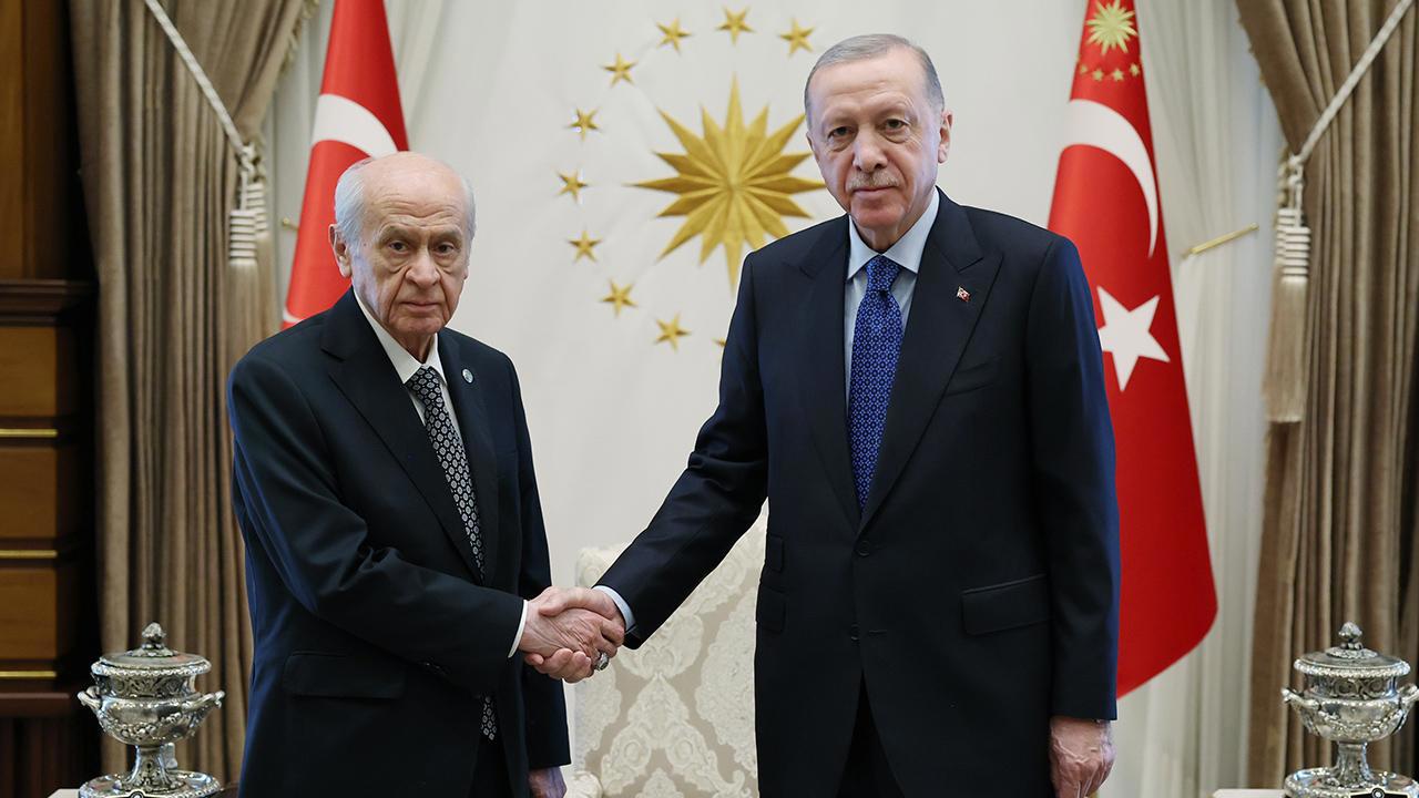 Cumhurbaşkanı Erdoğan, Bahçeli ile Görüşme Kararı Aldı