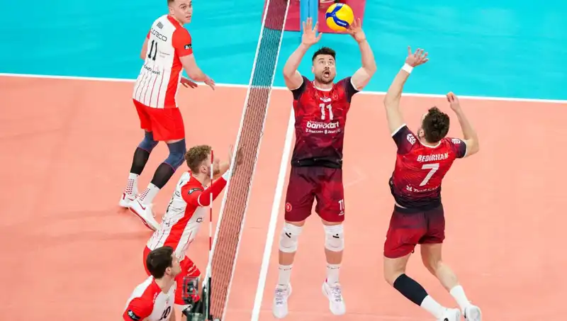 CEV Kupası Finali: Ziraat Bankkart Voleybol Takımı Kupa İçin Sahada
