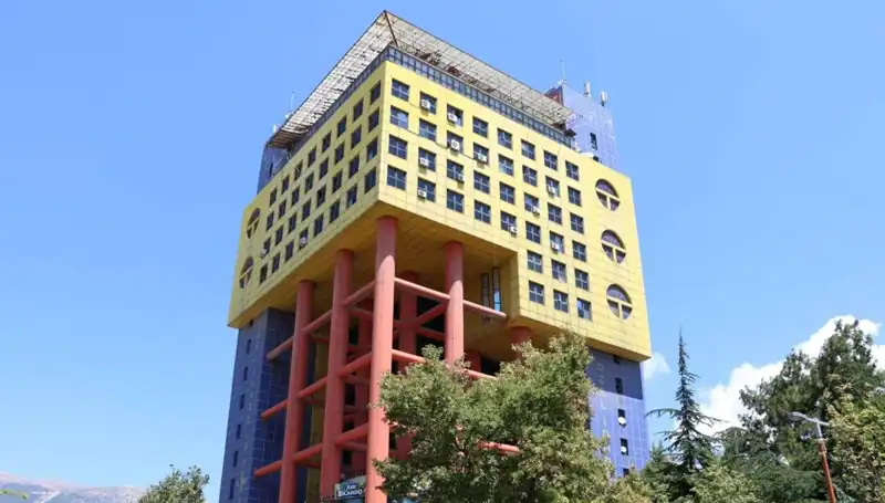 Dünyanın En Saçma Binası Yerine Yepyeni Proje: Yapım Süreci Başladı!