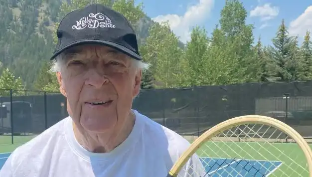 Avustralya Tenisinin Efsanesi Fred Stolle, 86 Yaşında Aramızdan Ayrıldı