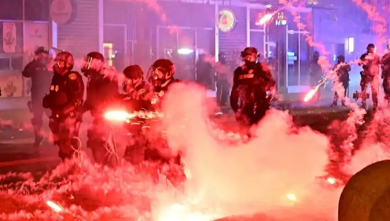 Los Angeles’taki Protestoların Ateşi, Tüm ABD’yi Sardı: Fırtına Giderek Büyüyor!