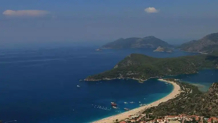 Atina'da Deniz Planlama Tartışmaları: Tepkiler ve Açıklamalar Neden Yetersiz?
