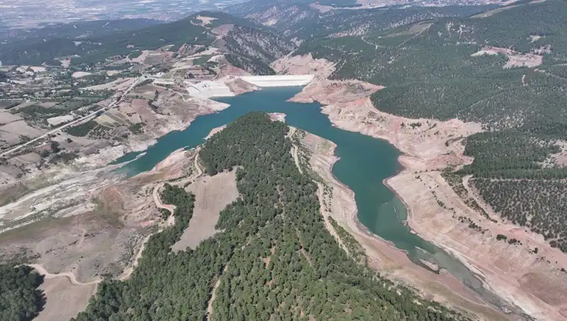Denizli'de Su Tasarrufu Çağrısı: Su Rezervleri Kritik Seviyede!