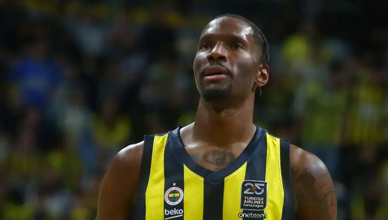 Nigel Hayes-Davis'in Yeni Takımı: Merakla Beklenen Transfer Gerçekleşti