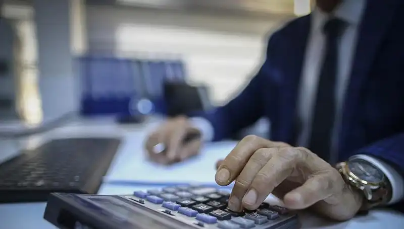Büyükşehirdeki Memurlar Tayin İstiyor: Kira ve Gıda Bütçesi Alarm Veriyor!