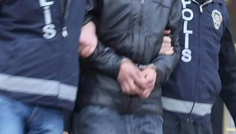 FETÖ Operasyonlarında Büyüky İhtiyaç: 30 İl'de 65 Gözaltı
