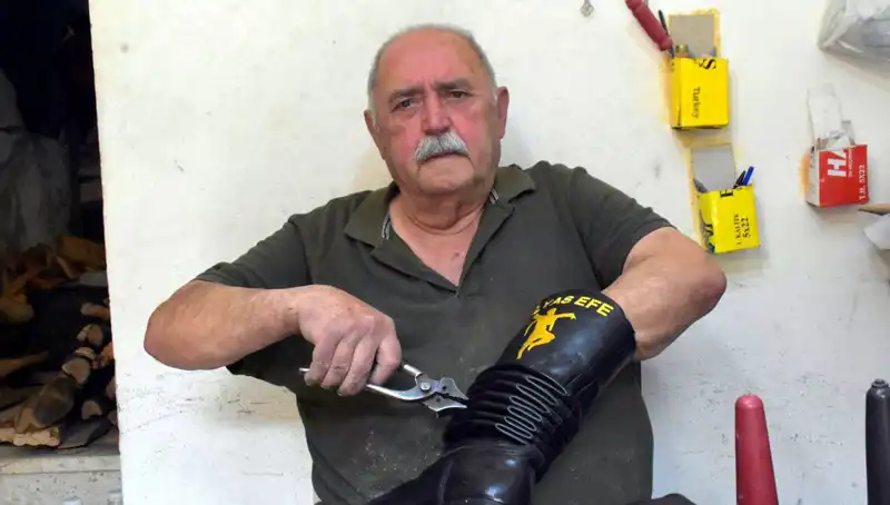 Tireli Hasan Usta: 64 Yıllık Gelenek ve Ustalıkla Dolu Bir Hayat