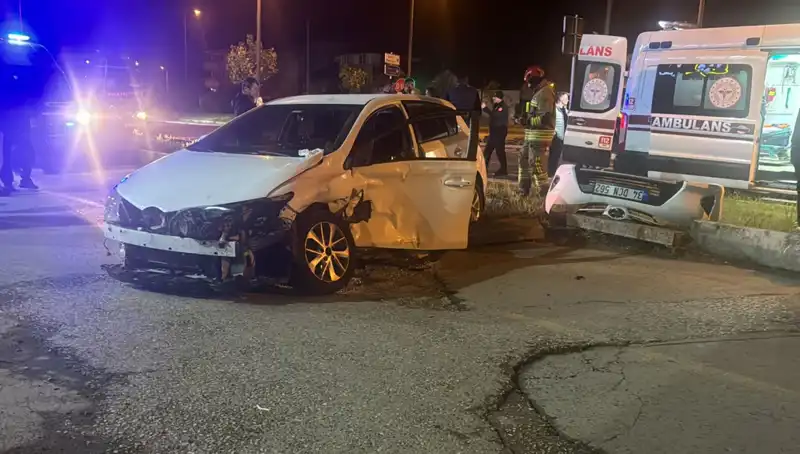 Pikap ve Otomobil Çarpışması: Kaza Anının Ardından Yaşananlar