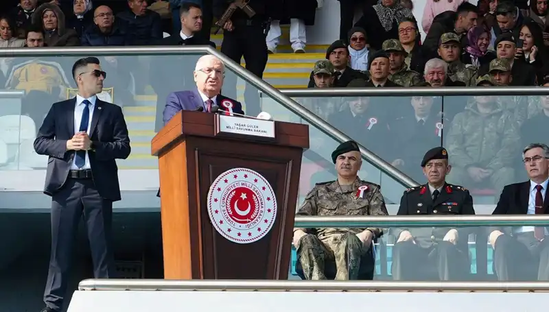 Yaşar Güler: PKK'nın Silahlarını Derhal Teslim Etmesi Gerekiyor